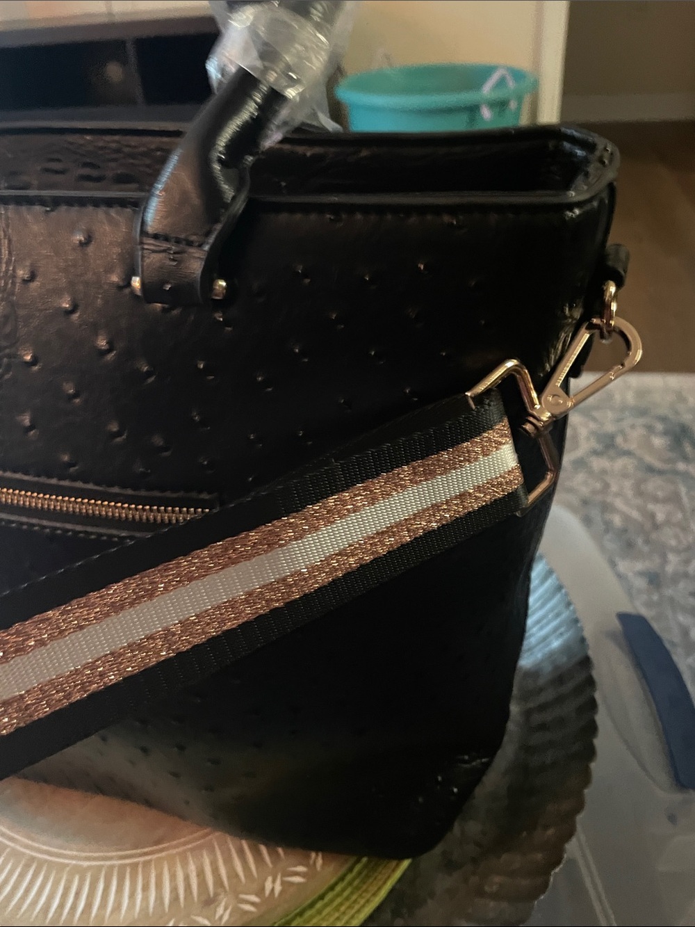 Faux Croc Embossed Tote - Picture 4 of 8
